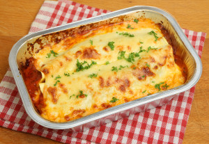 Lasagna convenience meal in foil tray - tupper